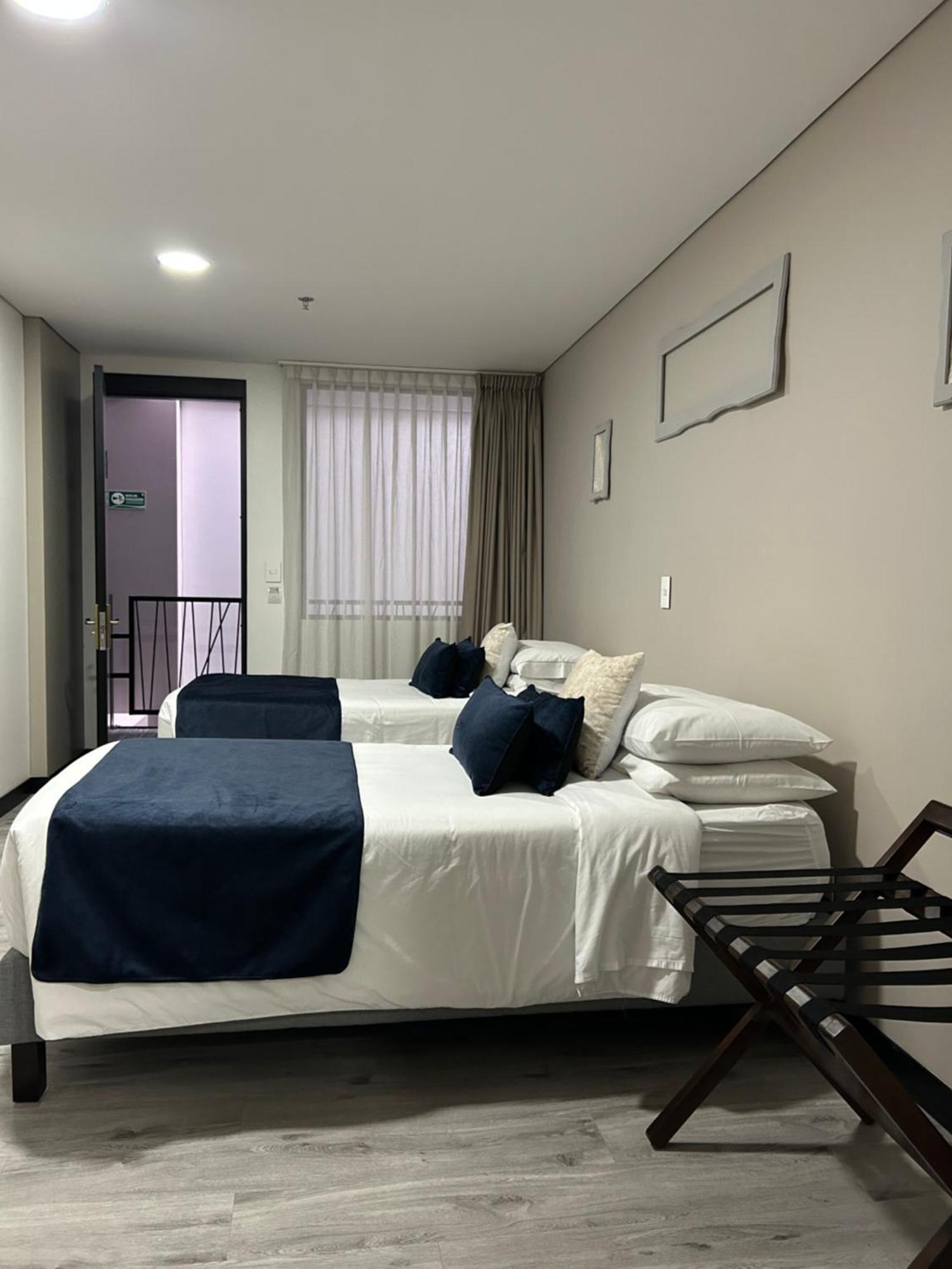 Hotel Wlh Silver Corferias Богота Екстериор снимка