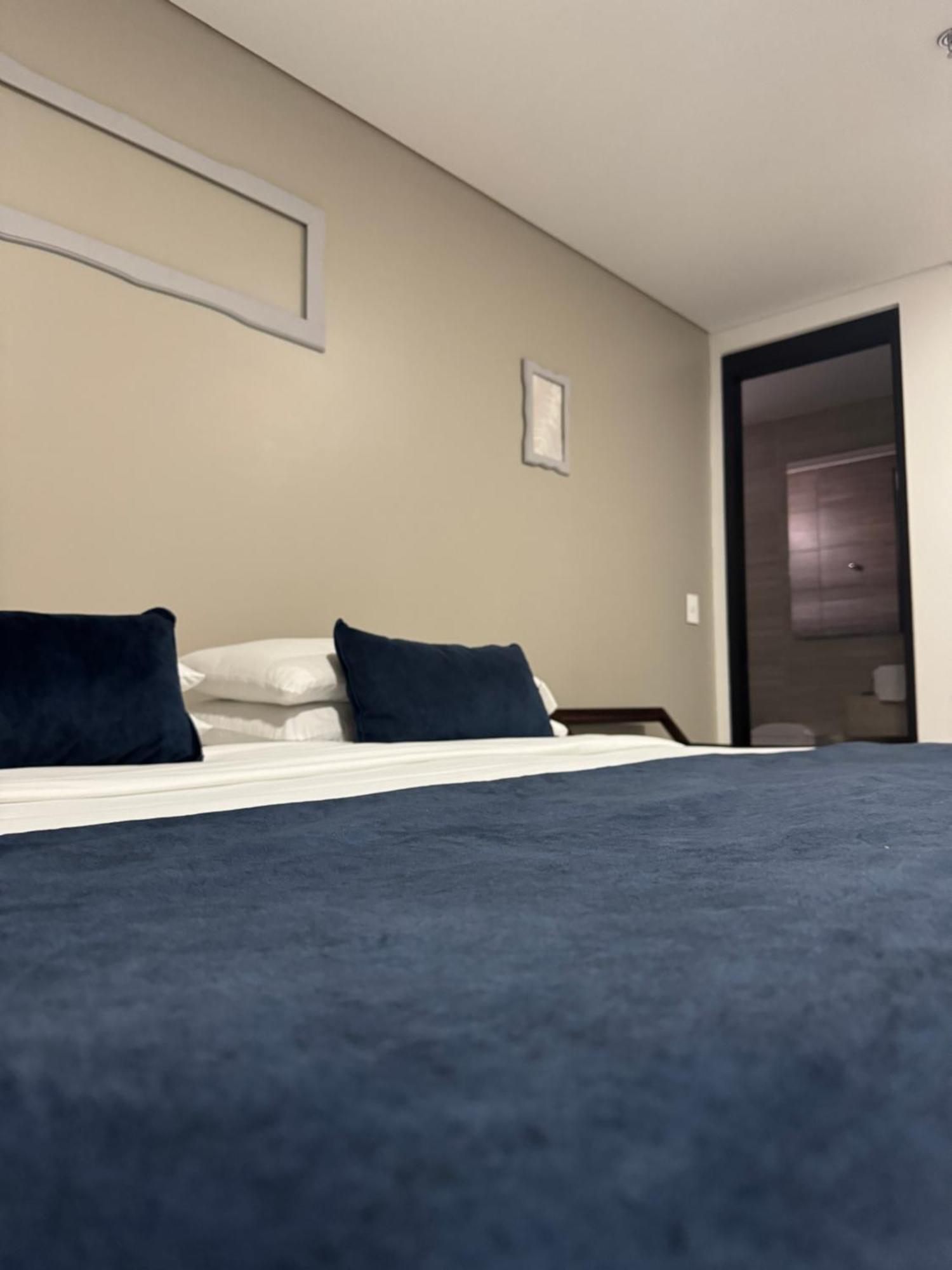Hotel Wlh Silver Corferias Богота Екстериор снимка