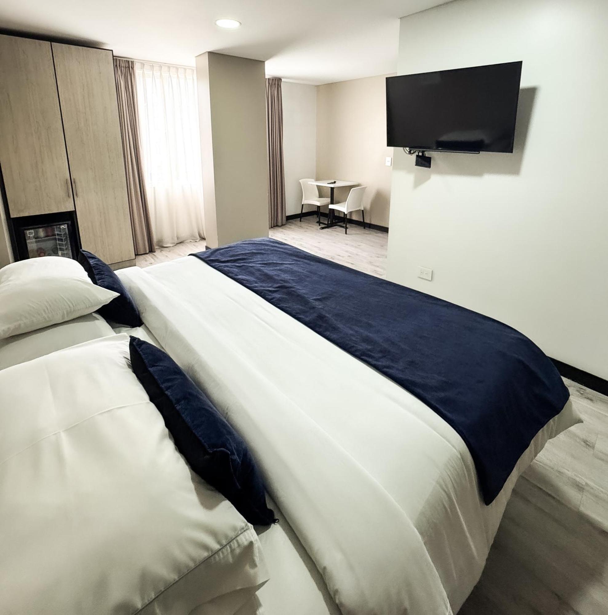 Hotel Wlh Silver Corferias Богота Екстериор снимка