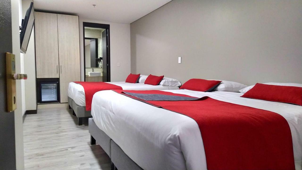 Hotel Wlh Silver Corferias Богота Екстериор снимка